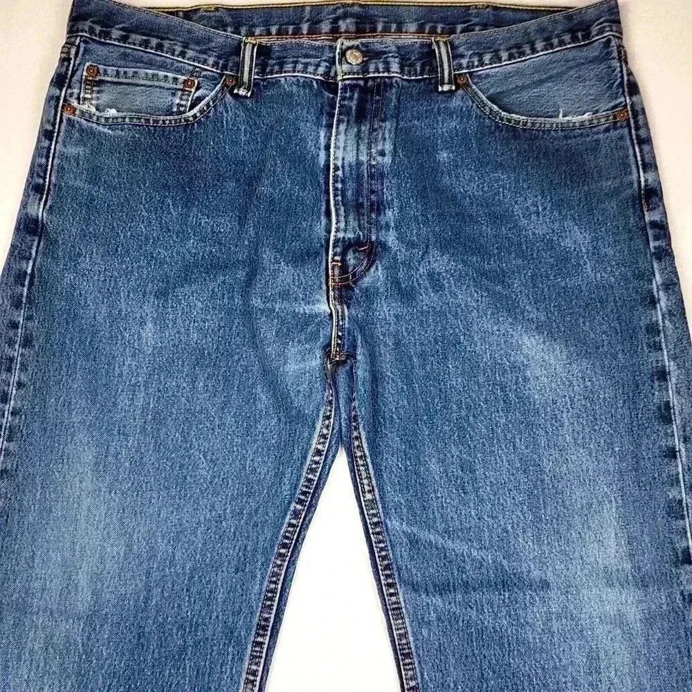 Levi's 505 Regular Fit Mens Denim Jeans 40x32 Straight Leg Classic Zip Fly Blue‎ - Picture 5 of 16